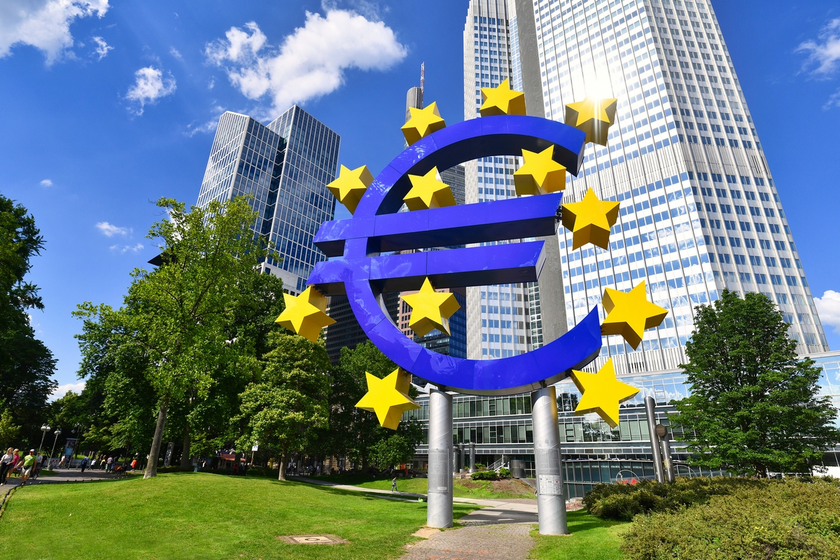 Zone euro : la BCE augmente son taux de référence de 0,25 points de base